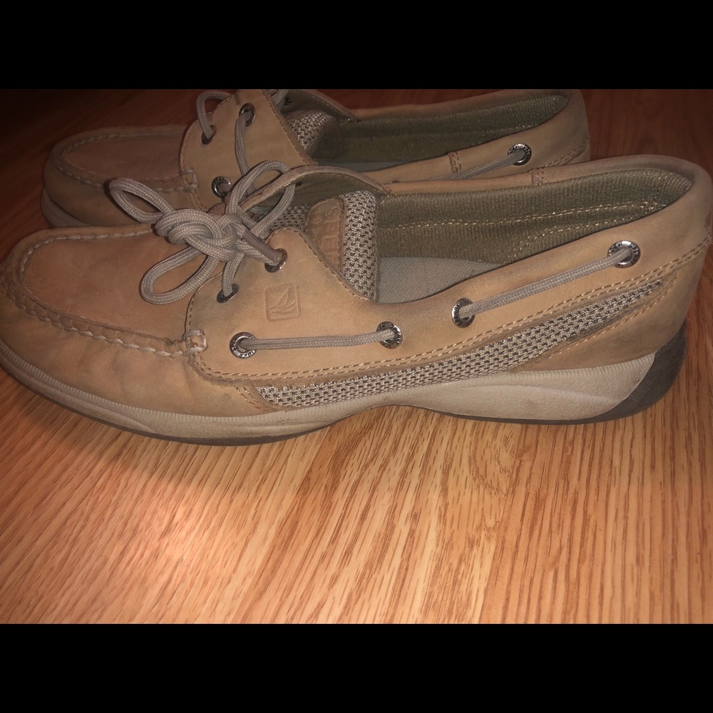 Sperry’s - Picture 2 of 4